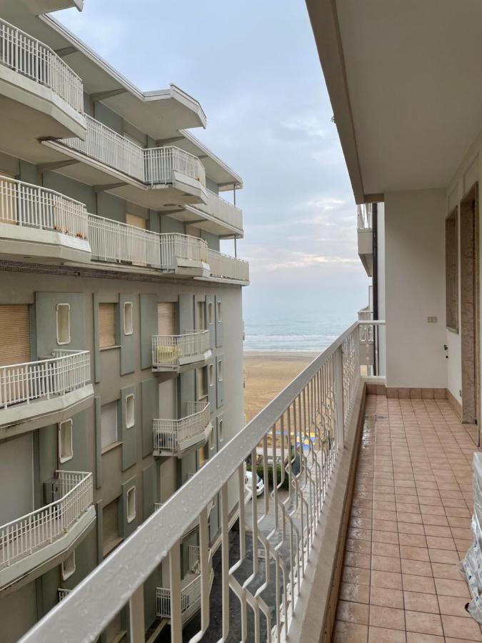Condominio Union -Walterigato Apartments- Solo Per Famiglie- Lido di Jesolo Exterior photo